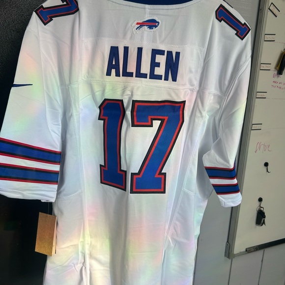 NFL Buffalo Bills Josh Allen - Picture 4 of 8